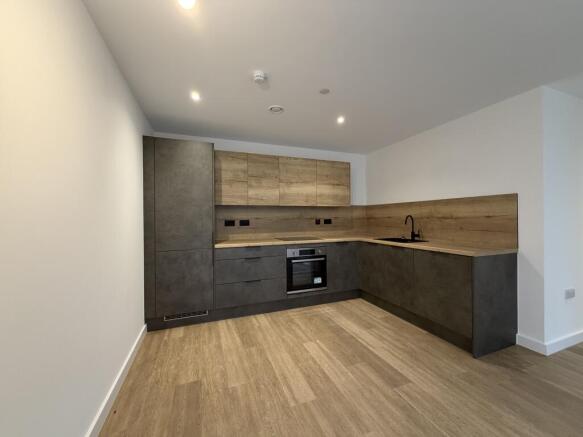 005 kitchen