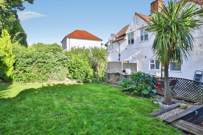 3 bed Semi-Detached for sale Image 9