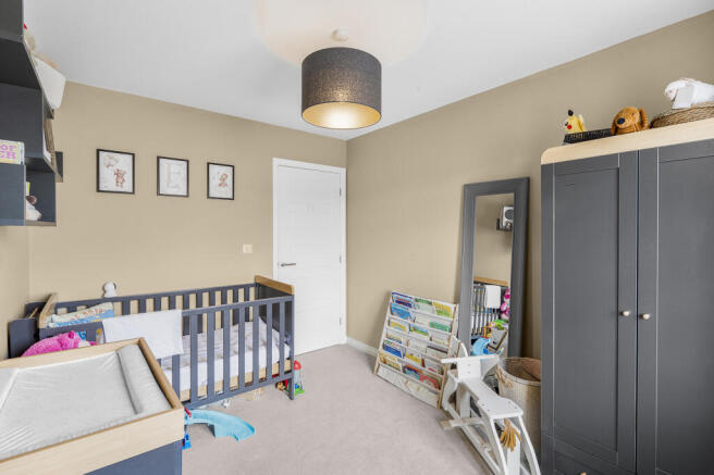 4 bed Detached for sale Image 8