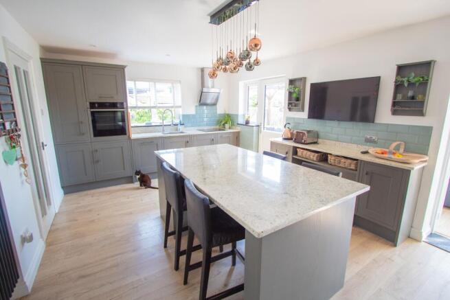 Kitchen/Breakfast Room