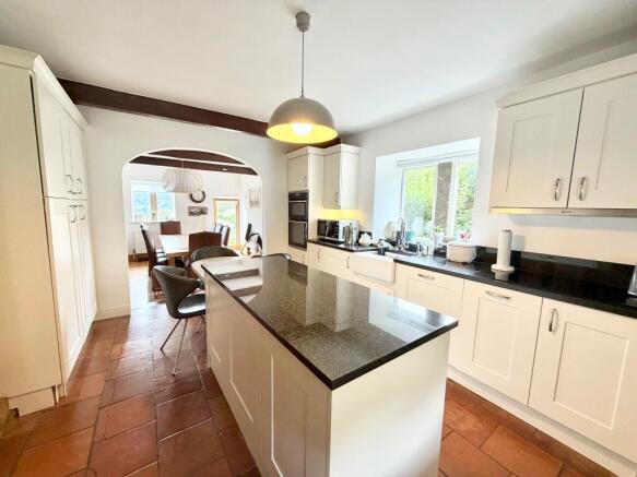 5 bed Barn Conversion for sale Image 9