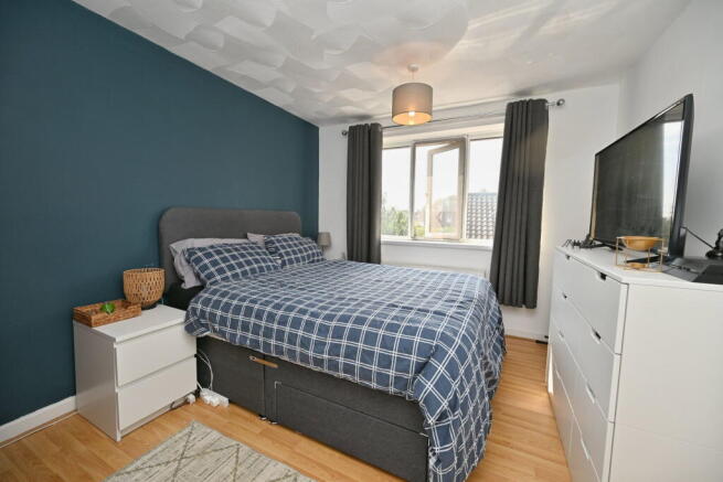 3 bed Semi-Detached for sale Image 7