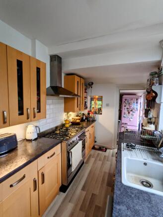 Kitchen2JPG (2).JPG