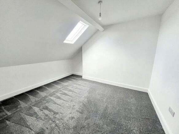 5 bed Terraced for sale Image 12