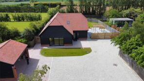 1, Meadow View, The Forstal, Canterbury CT3 1DR