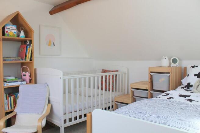 BEDROOM 2