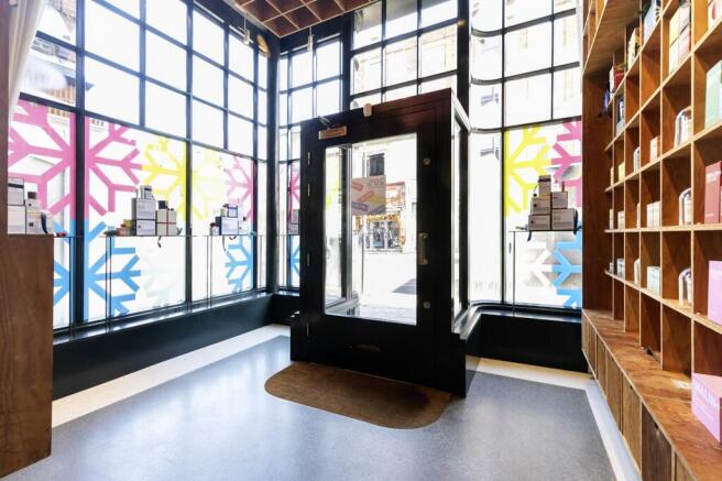 146 Upper Street 1.jpg