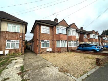 Amesbury Road, Feltham