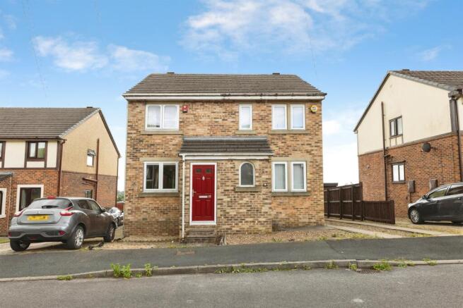 2 bed Semi-Detached for sale in bradford
