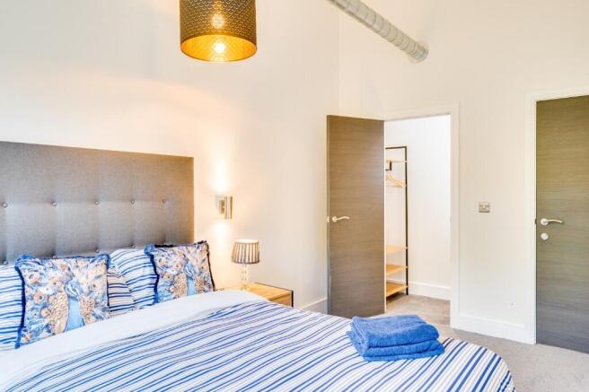 1 bed Apartment to rent Image 6