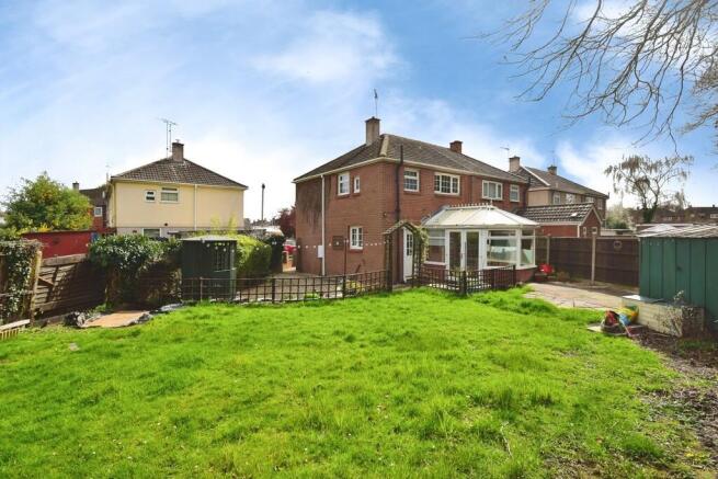 8 Oxford Close, r...