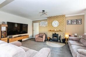 6, Bellmans Grove, Peterborough PE7 1TX