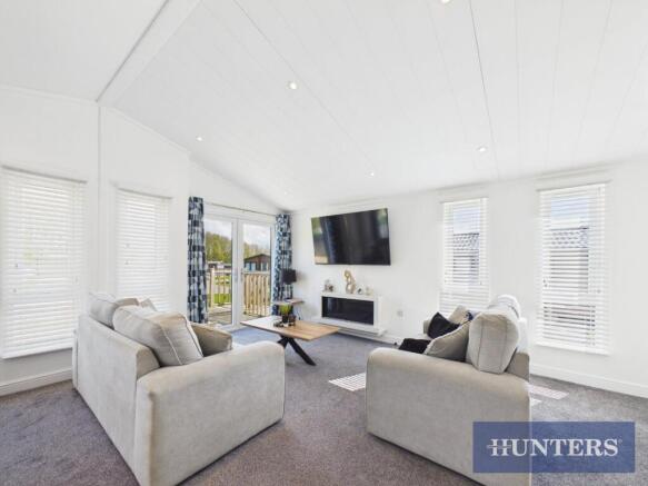 2 bed Park Home for sale Image 4