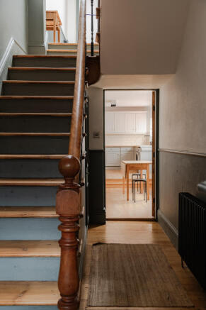 262580 - 33 Emerald Street 8.jpg