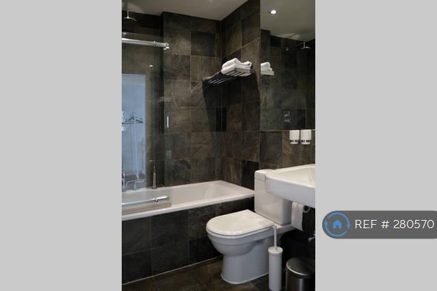 Bathroom With Heated Floor 