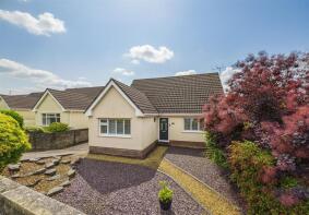 2, Maple Walk, Newton, Porthcawl CF36 5AY