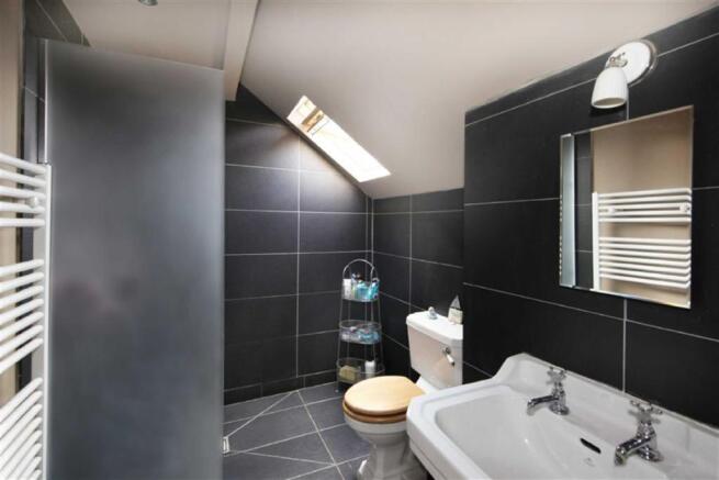 SHOWER / WET ROOM