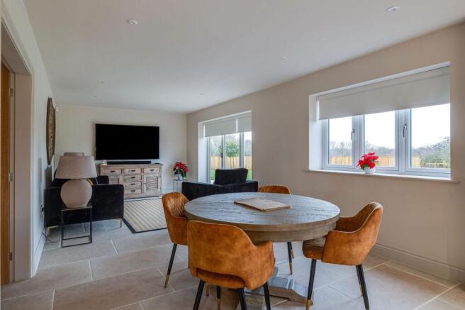 Ettley Grove, Calveley, CW6 photo 4