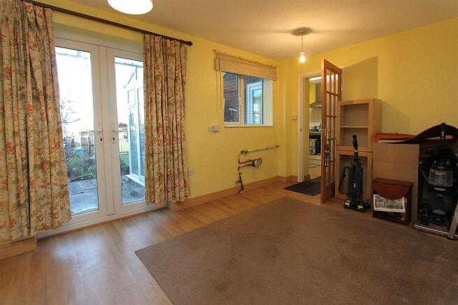 Brompton Drive, Brierley Hill photo 4