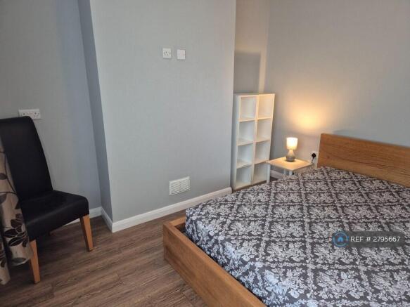 Ground Floor Double With Built-In Wardrobe
