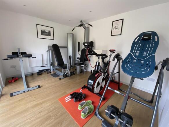 GARDEN STUDIO/ GYM pic2