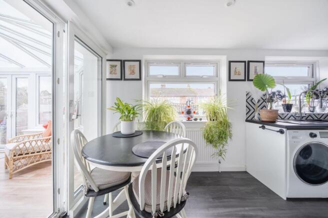 Kitchen / Dining Room
