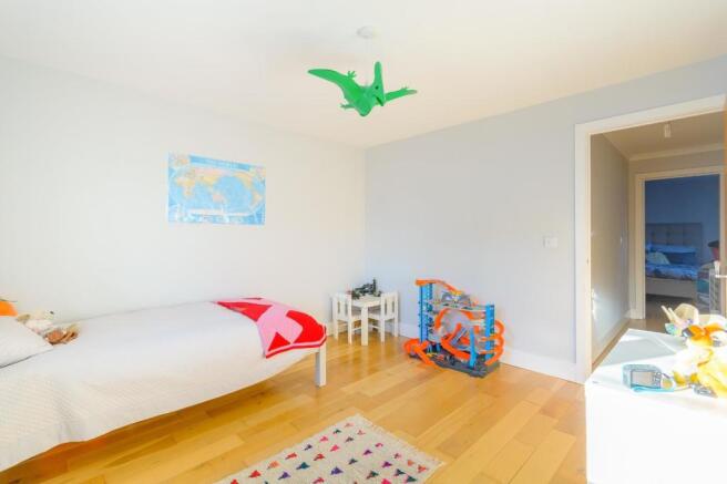 EVIRDTNARRUCKCALB20 - Bedroom F.jpg