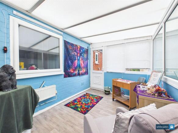 2 bed Bungalow for sale Image 10