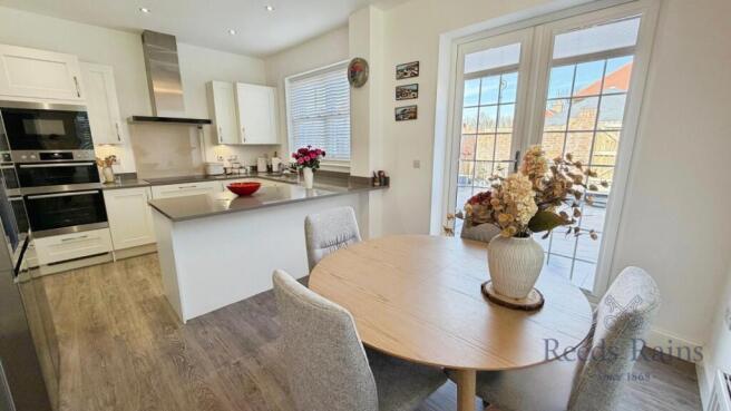 Dining Kitchen