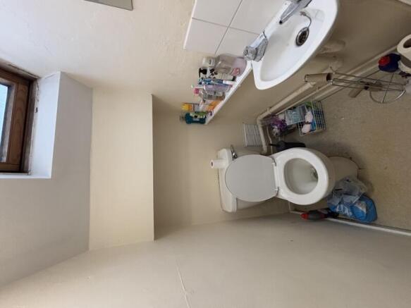 6 bed Terraced to rent Image 11