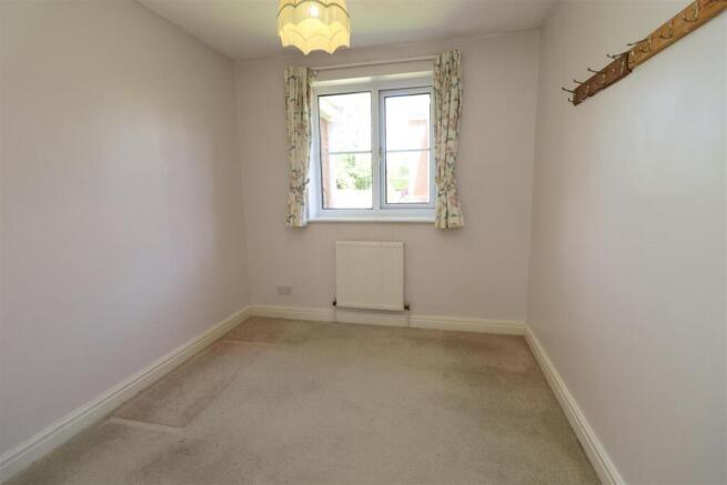 3 bed Detached Bungalow for sale Image 12