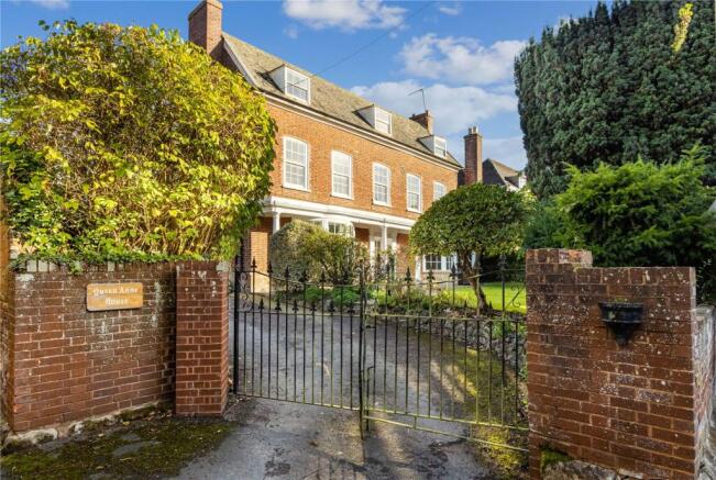 Queen Anne House
