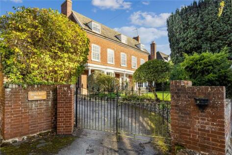 The Strand, Lympstone, Exmouth, Devon, EX8