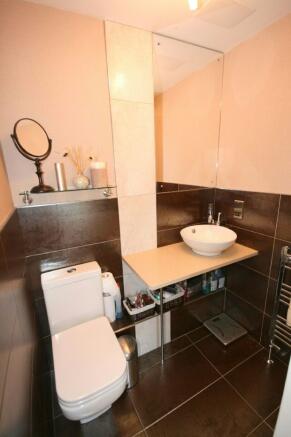 En Suite Shower Room