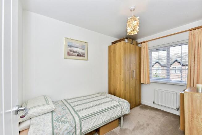 3 bed Semi-Detached for sale Image 8