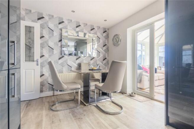 3 bed Detached for sale Image 8