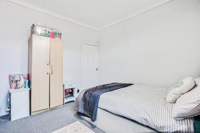 2 bed Terraced for sale Image 12
