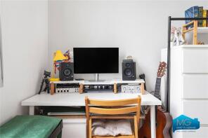 Flat B, 20, Camden High Street, London NW1 0JH
