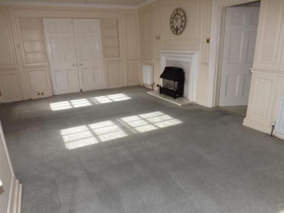 Sitting/Dining Room