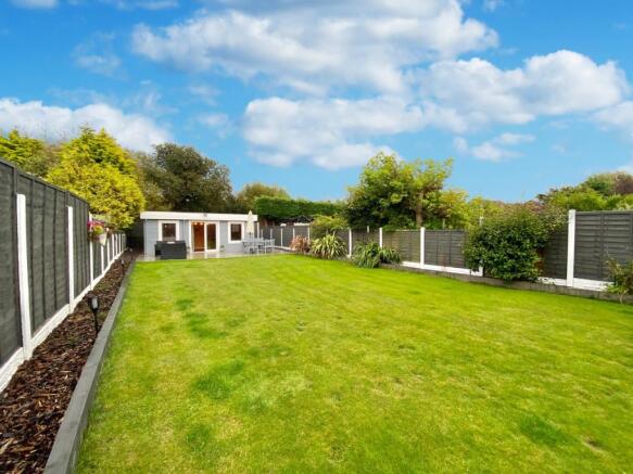 Gardner Rd - garden