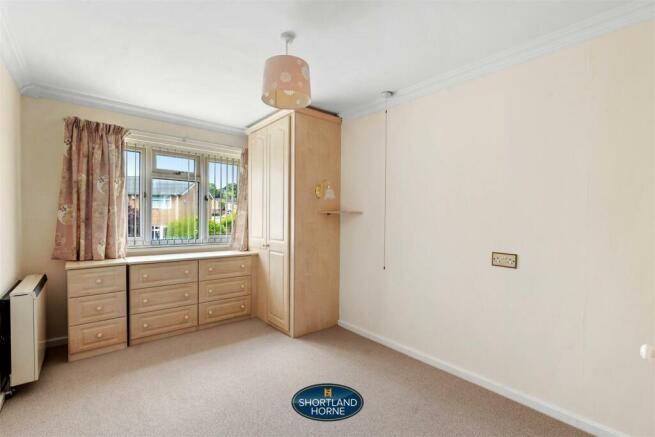 16 Brentwood Gardens (2 of 11).jpg