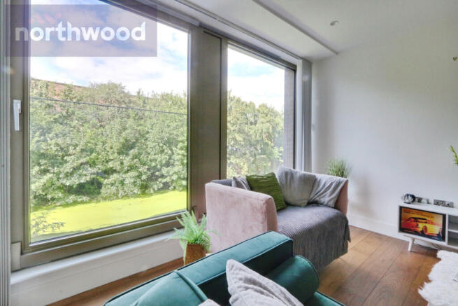2 bed Flat for sale Image 10