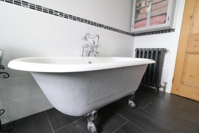 3 bed Detached for sale Image 12