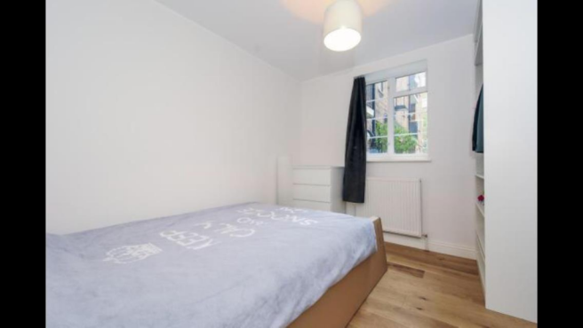 Small Bedroom.png