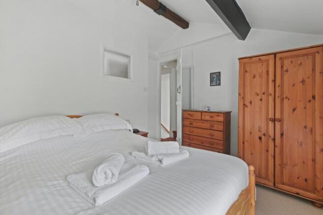 2 bed Semi-Detached for sale Image 5