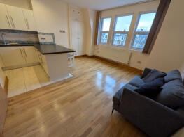 3b, Queens Parade, Green Lanes, Hornsey, London N8 0RD