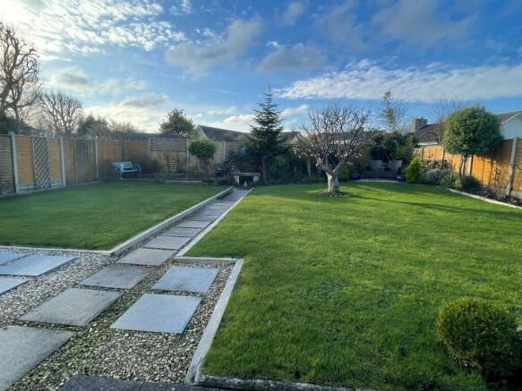 Garden2.jpg