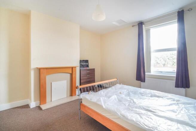 2 bed Flat for sale Image 9