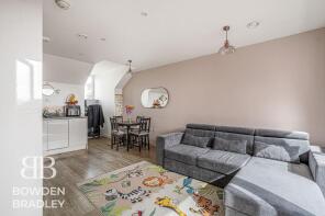 Flat 26, 37 Echo House, Marine Crescent, Hainault, Ilford IG6 2FL