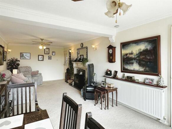 Lounge Dining Room